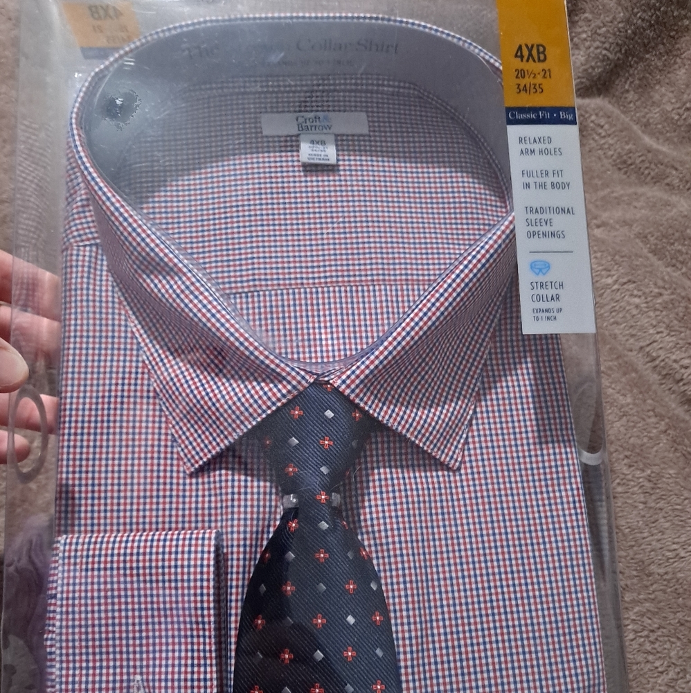 Dress shirt and tie *** New in package***